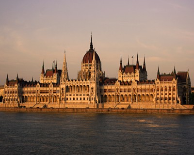 Parlament 1280x1024.jpg (769.47 KiB) Przejrzano 134326 razy Parlament 1280x1024.jpg